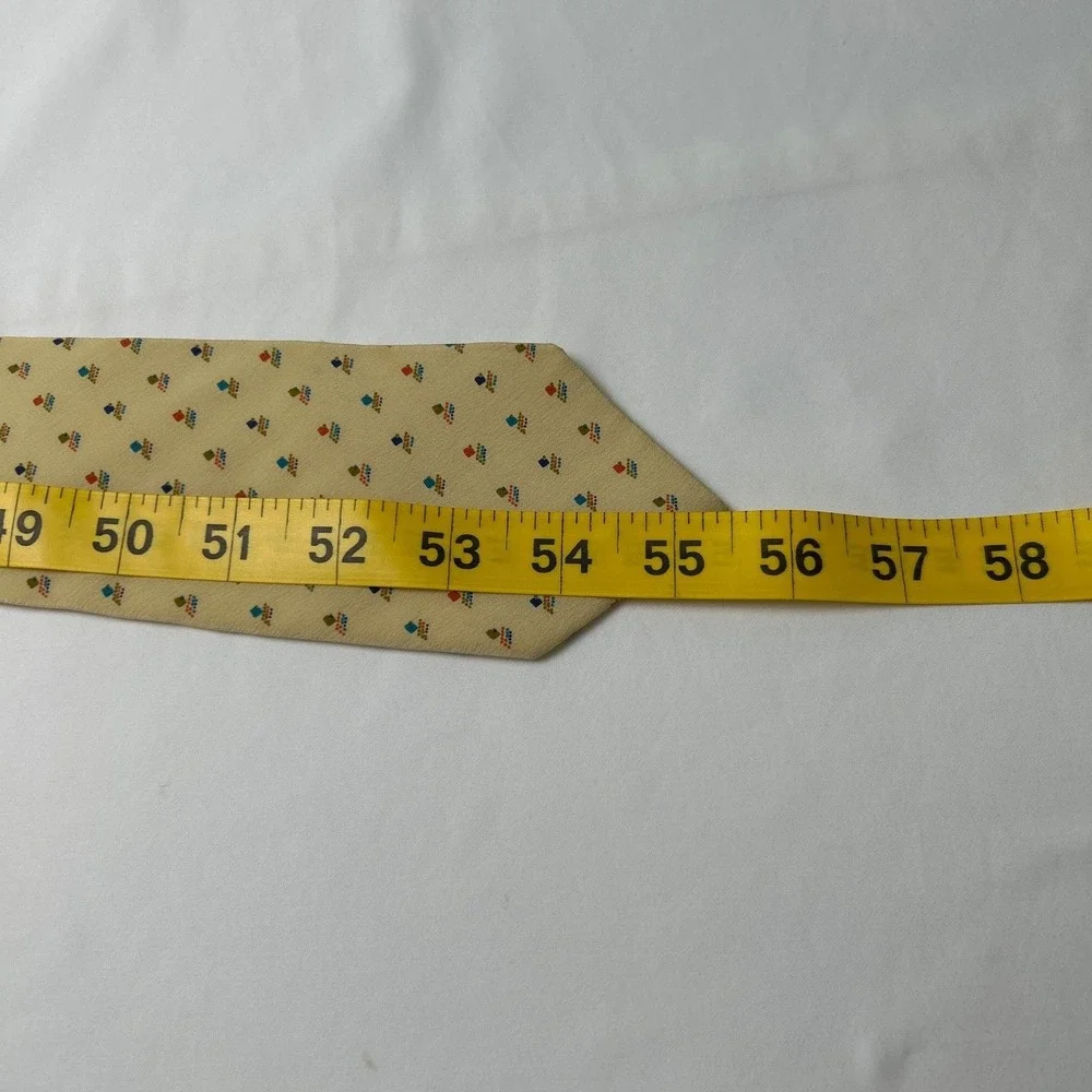 Murray Harris Mens Geometric Diamond Silk Handmade Necktie 55 Inch Yellow